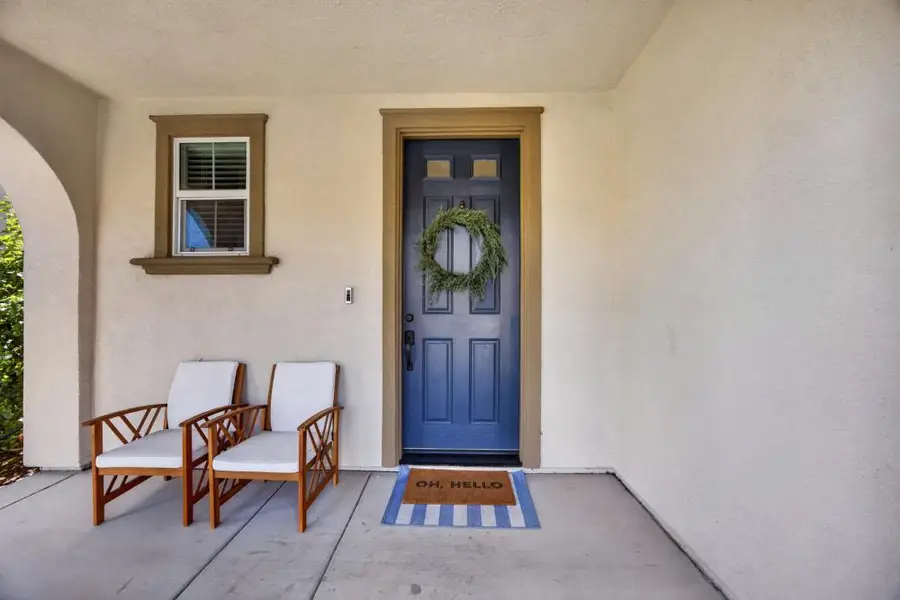 6016 Waddington Way, Roseville, CA 95747 - #2