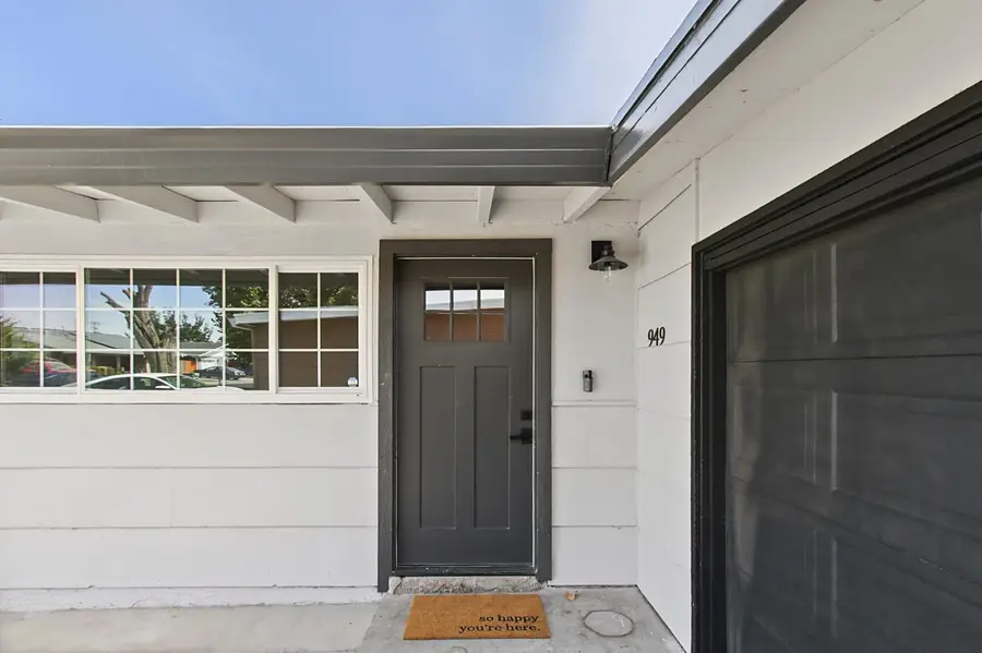 949 Joan Street, West Sacramento, CA 95605 - #2