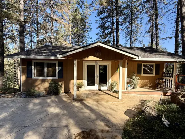 14080 Carriage Oaks Lane, Auburn, CA 95602