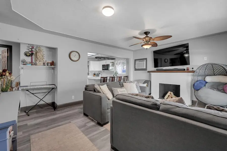 224 Parry Avenue, Modesto, CA 95354 - #3