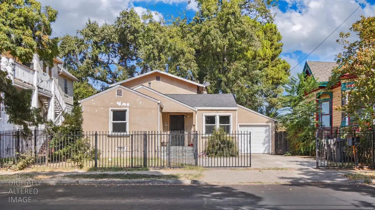 537 W Park Street, Stockton, CA 95203 - #1