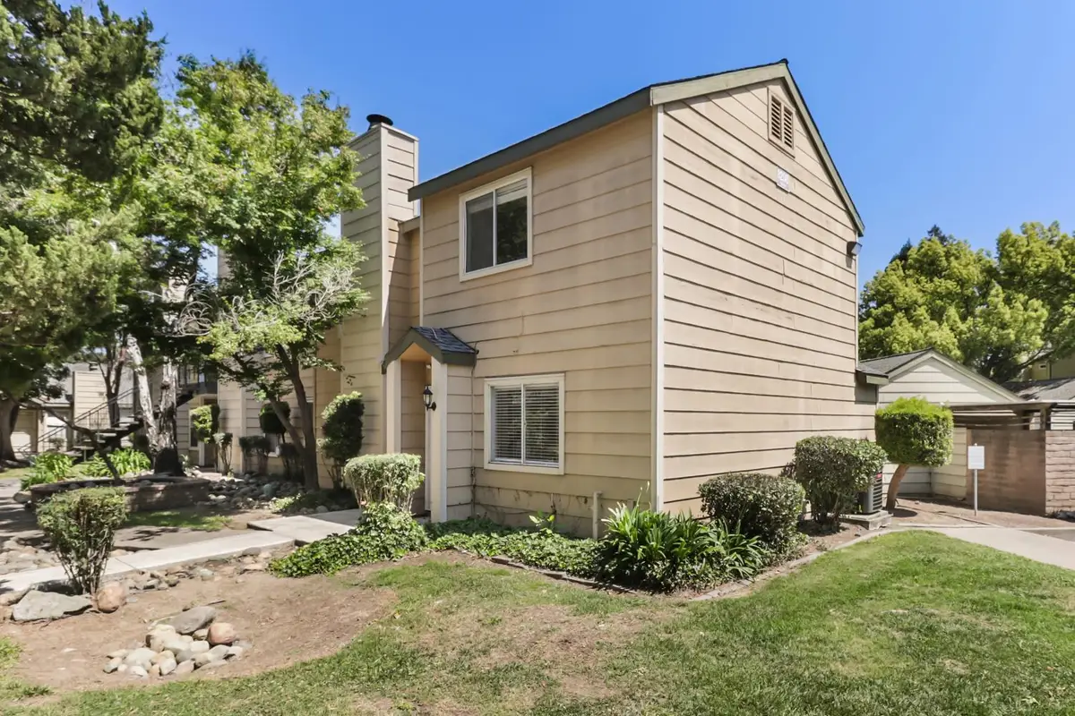 8208 Center Parkway #18, Sacramento, CA 95823 - #1