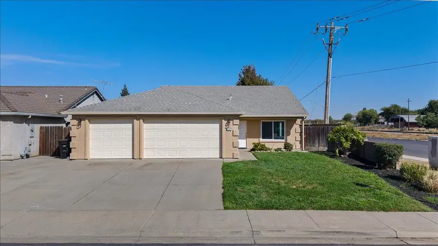 597 Magg Avenue, Oakdale, CA 95361 - #2