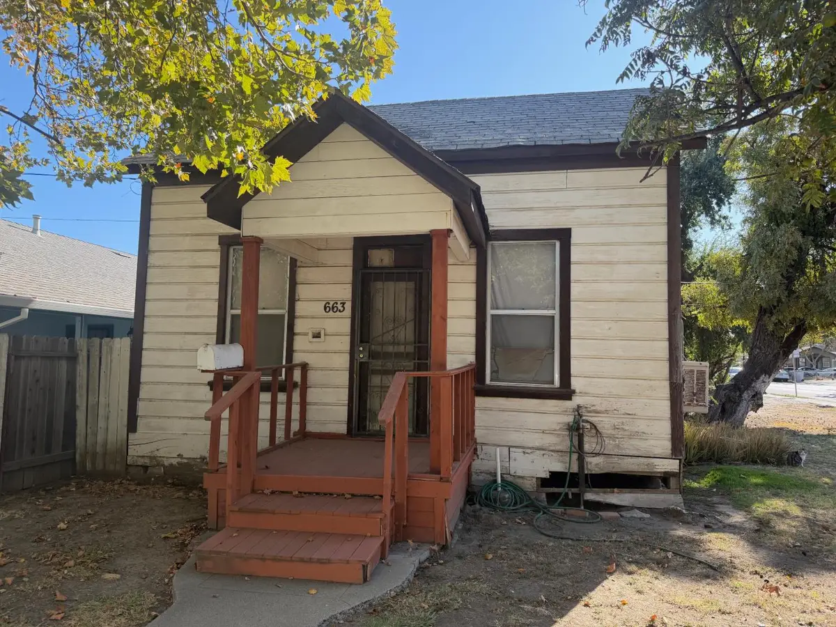 663 5th Street, Woodland, CA 95695 - #1
