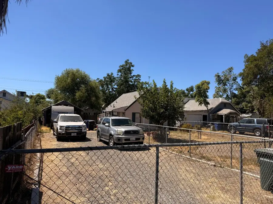 719 Benson Avenue #C, Modesto, CA 95354 - #2