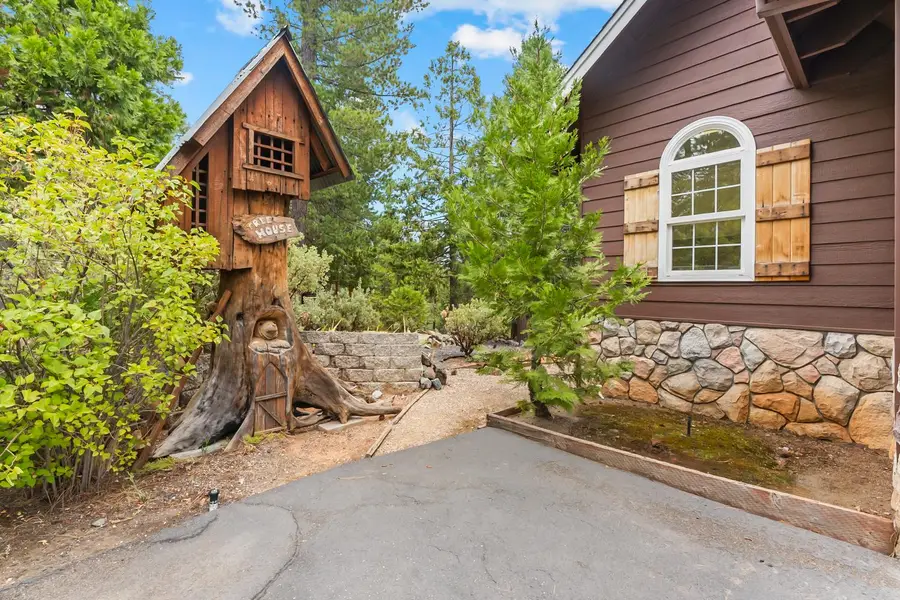 2240 Grenoble Dr, Arnold, CA 95223 - #2