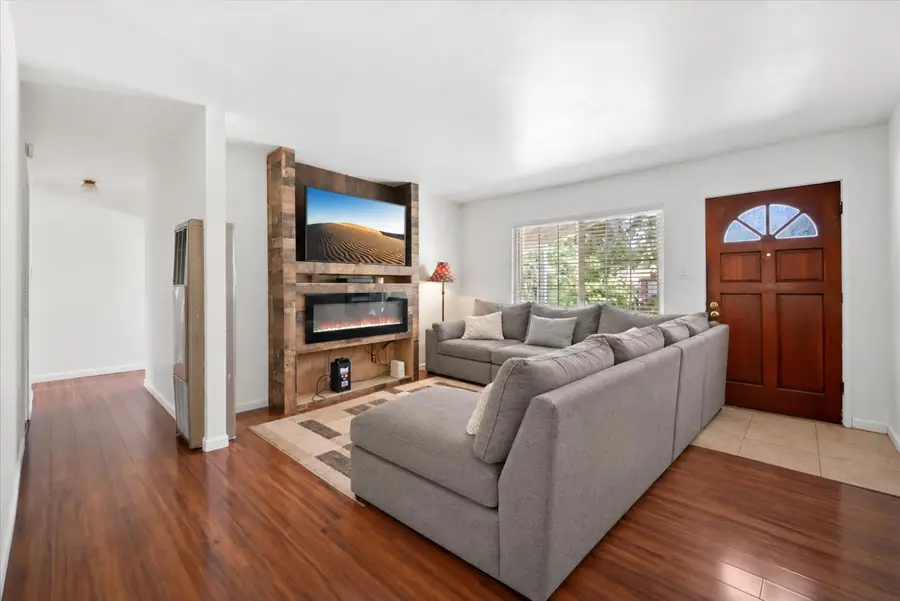 2100 Bowling Green Drive, Sacramento, CA 95825 - #3