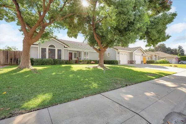 1823 Lynchburg Drive, Yuba City, CA 95993