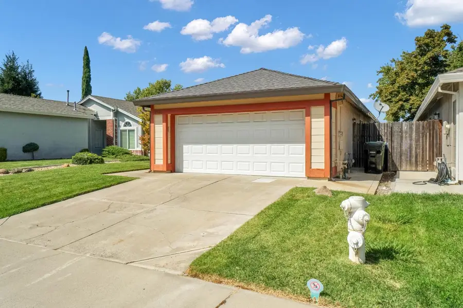 6507 Shasta Creek Way, Elk Grove, CA 95758 - #2