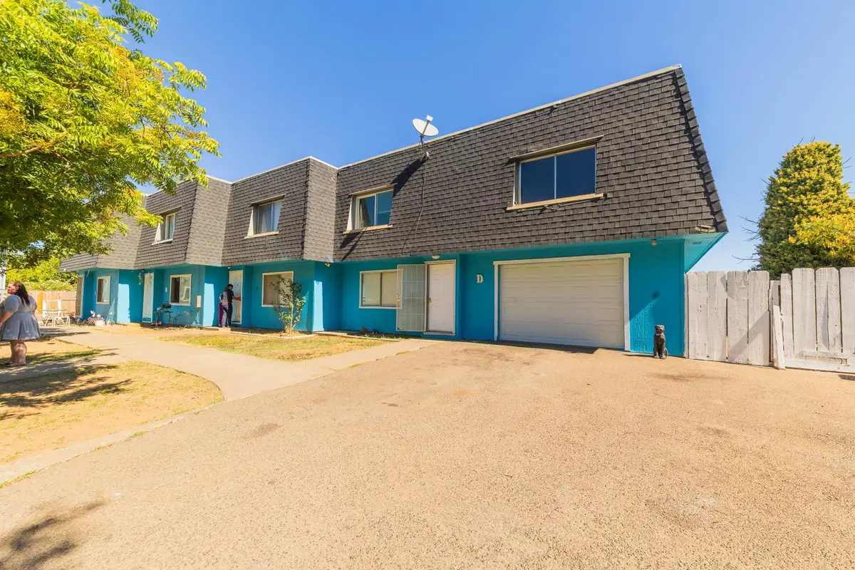90 Mina Avenue, Red Bluff, CA 96080 - #1