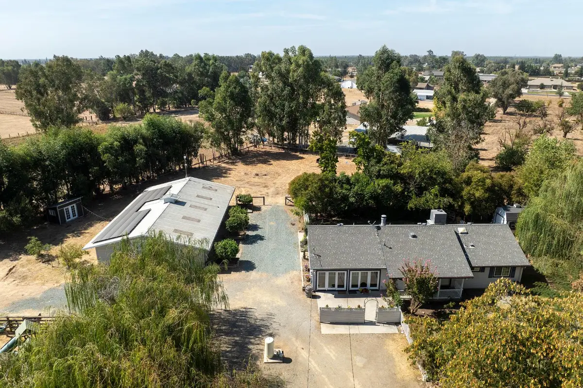 477 N Hewitt Road, Linden, CA 95236 - #1