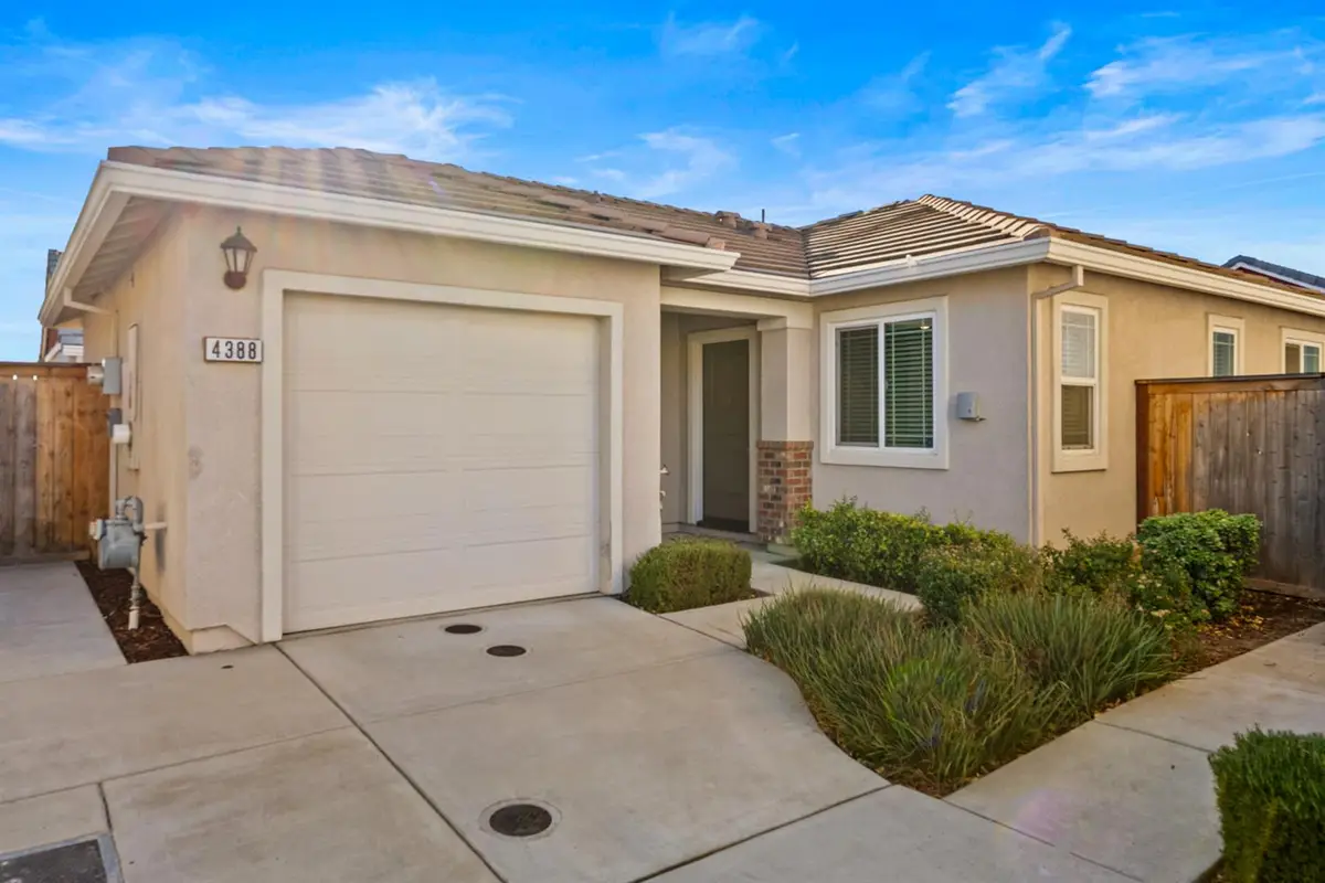 4388 Silver Cedar Lane, Sacramento, CA 95834 - #1