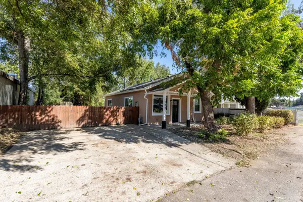344 B Street, Yuba City, CA 95991
