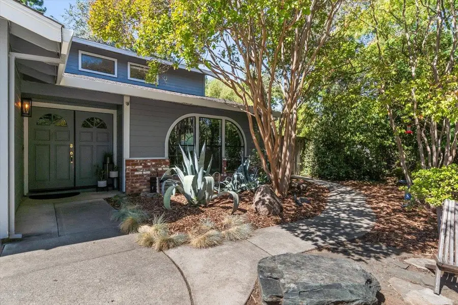 827 Governor Drive, El Dorado Hills, CA 95762 - #3
