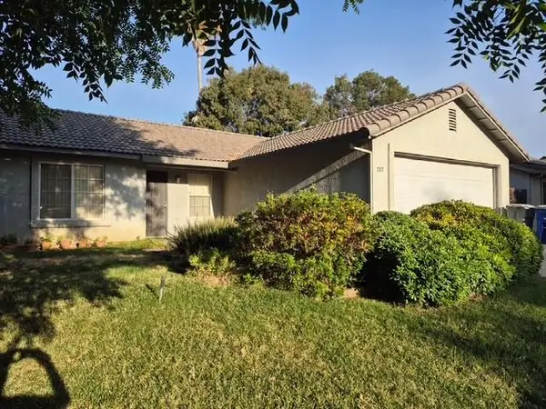 207 Yorktown, Merced, CA 95341