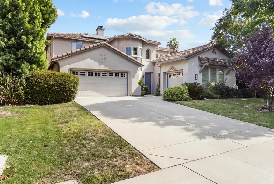 405 Woodhaven Place, West Sacramento, CA 95605 - #2