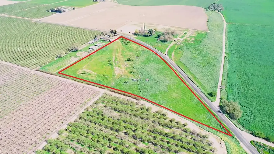 10515 Alves Rd., Ballico, CA 95303 - #3