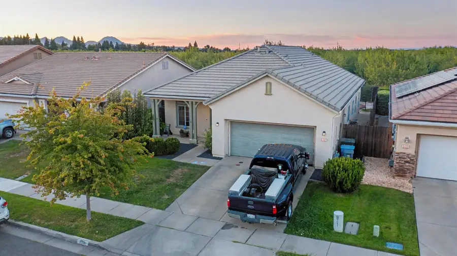 3701 Kim Way, Yuba City, CA 95993 - #3