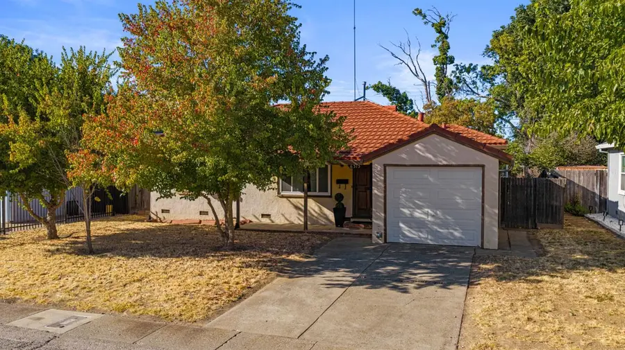 6315 34th Avenue, Sacramento, CA 95824 - #2