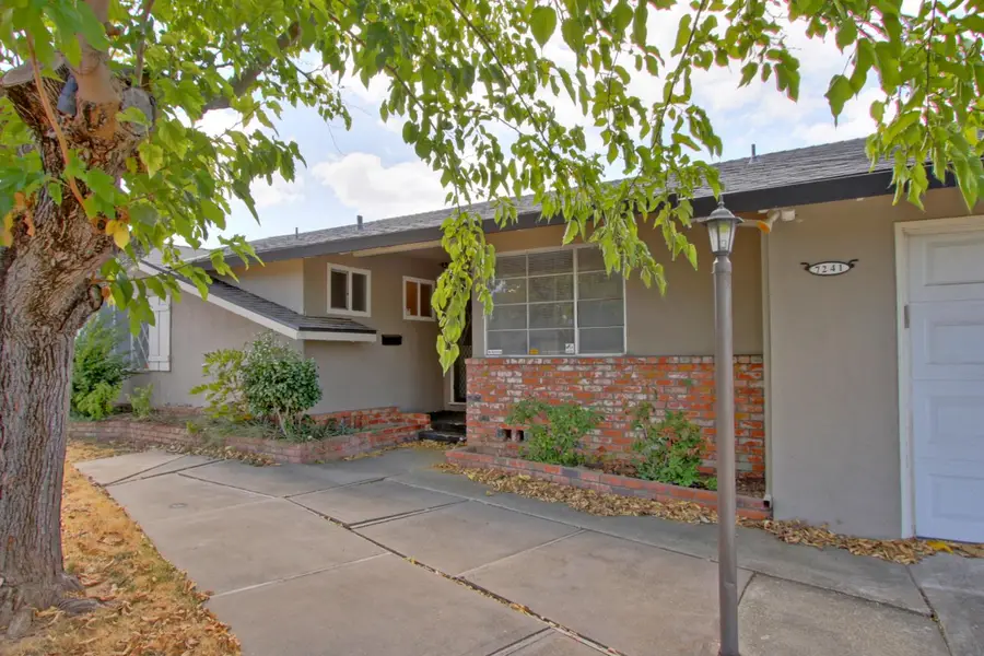7241 Raintree Drive, Citrus Heights, CA 95621 - #2