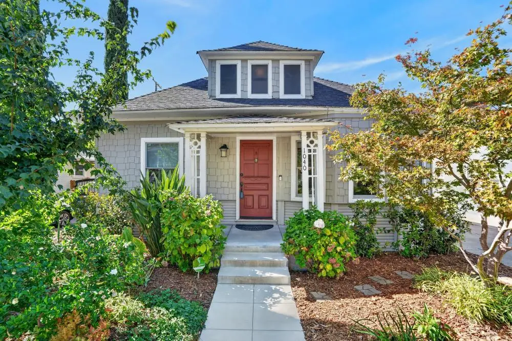1040 34th Street, Sacramento, CA 95816 - #1
