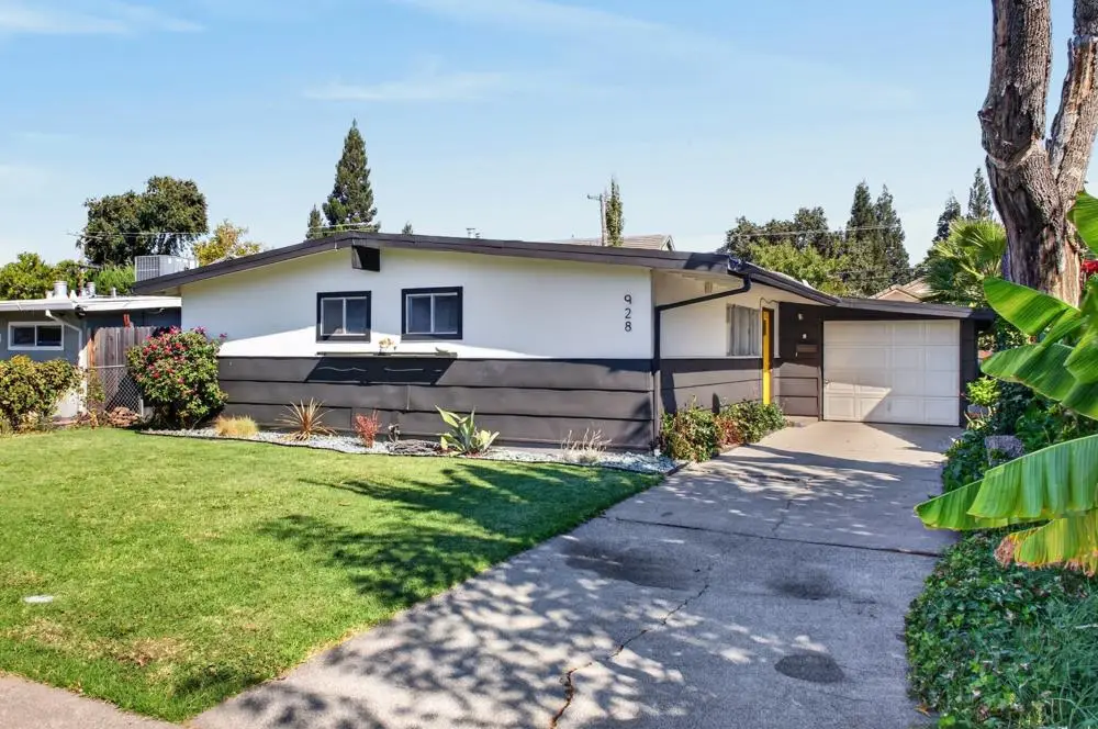 928 Anna Street, West Sacramento, CA 95605 - #1