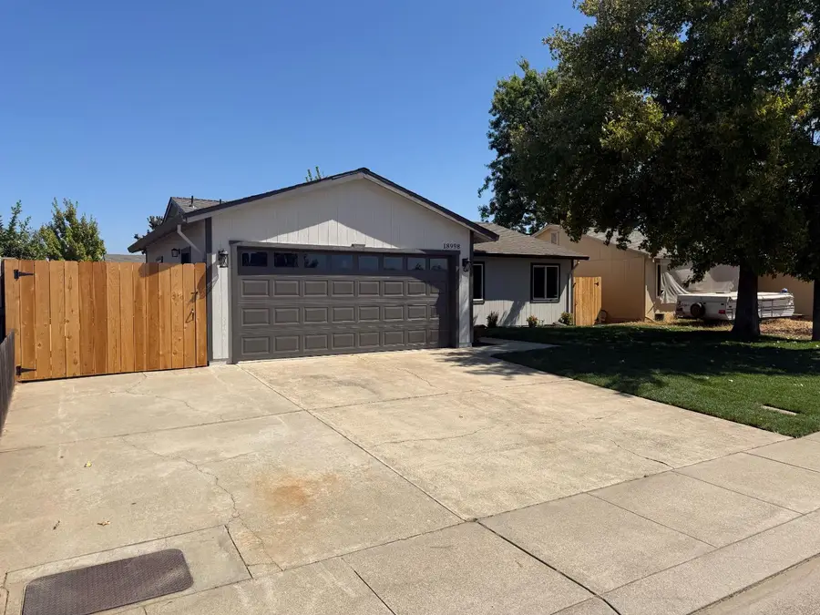 18998 N Lockewood Lane, Lockeford, CA 95237 - #2