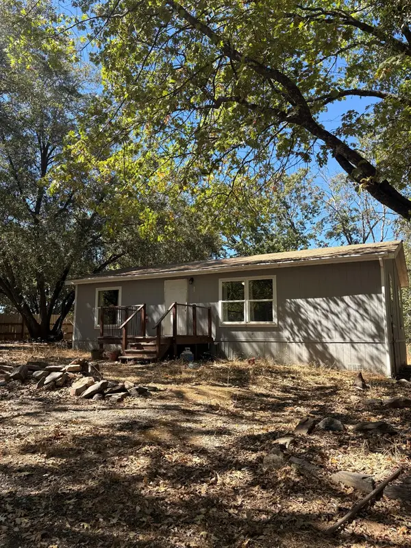 7747 Doster Road, Mountain Ranch, CA 95246