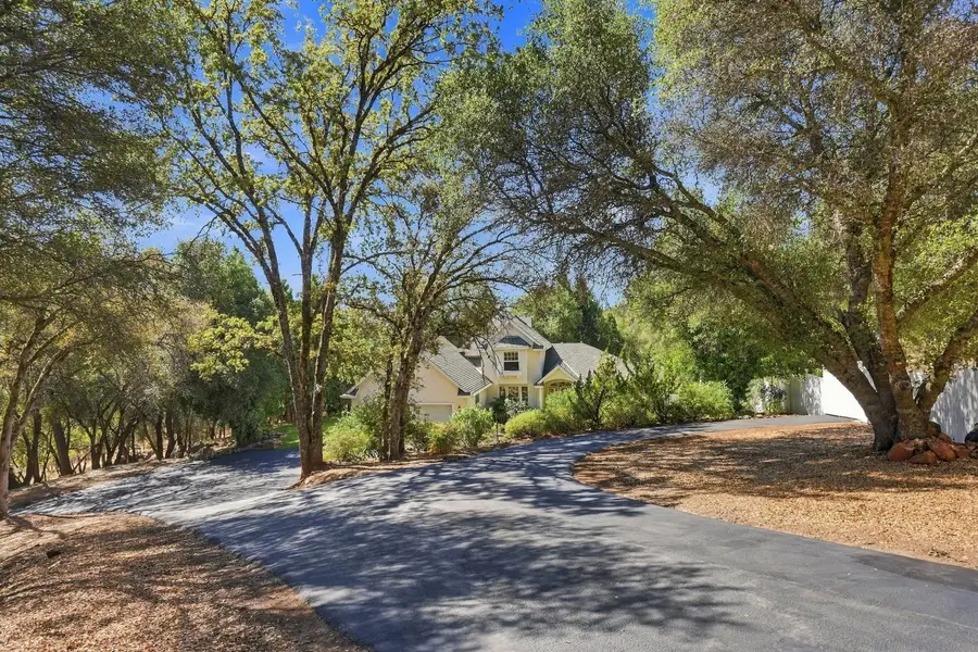 21400 Oak Grove Court, Grass Valley, CA 95949 - #3