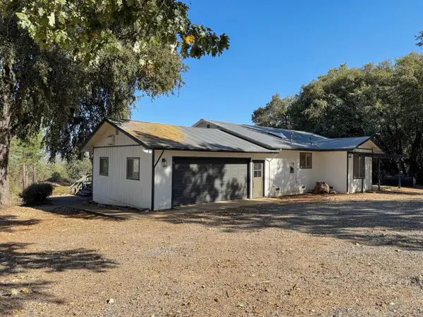 7585 Doster Road, Mountain Ranch, CA 95246