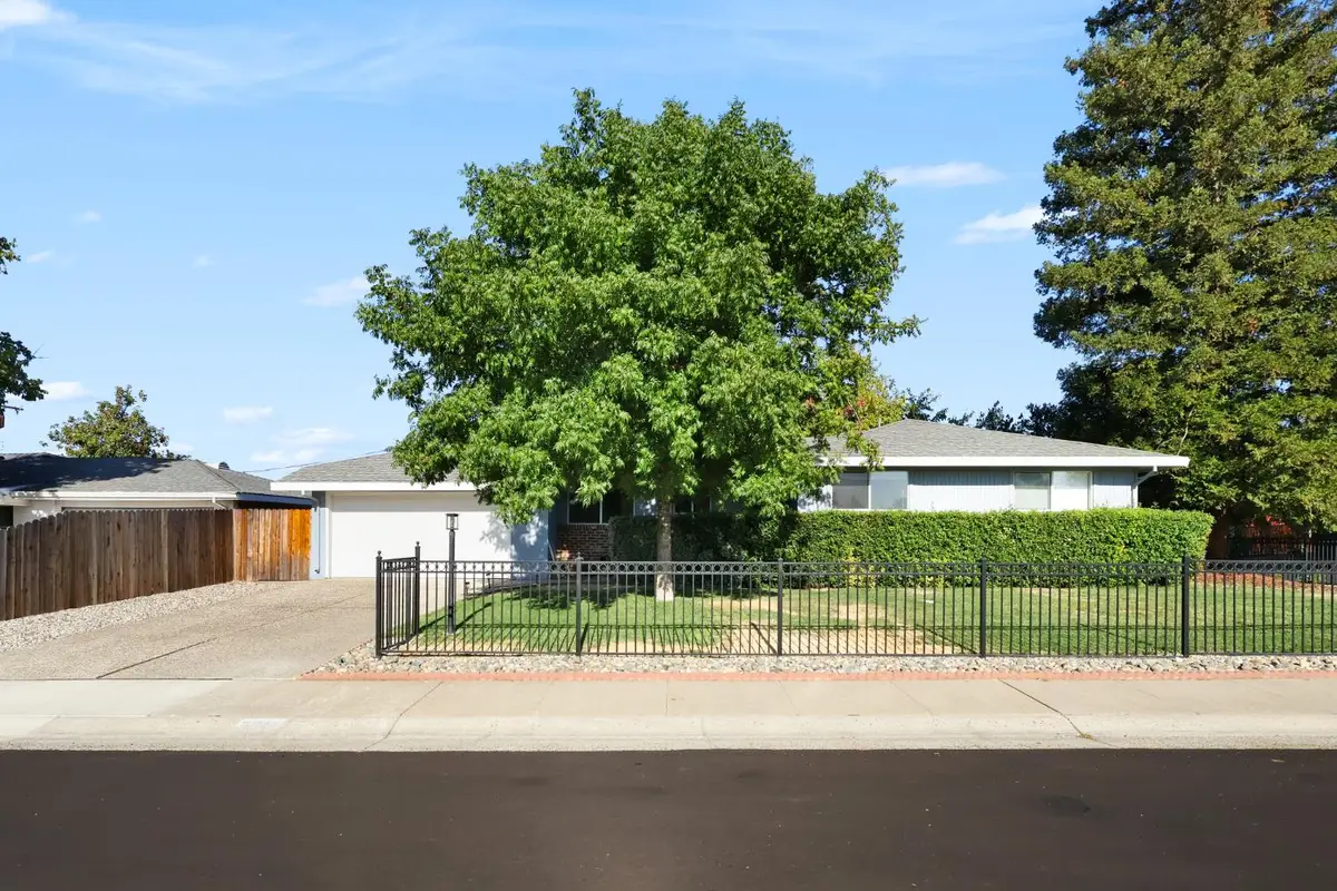 6841 Shalimar Way, Citrus Heights, CA 95621 - #1