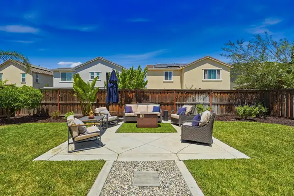 17511 Gemini Court, Lathrop, CA 95330