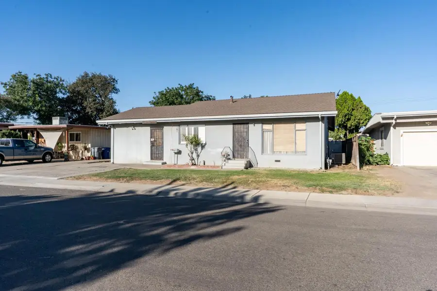 841 Pennsylvania Avenue, Los Banos, CA 93635 - #2