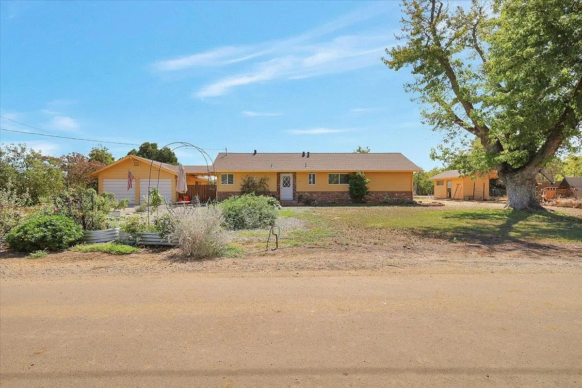 4230 Glidden Lane, Yuba City, CA 95993 - #1