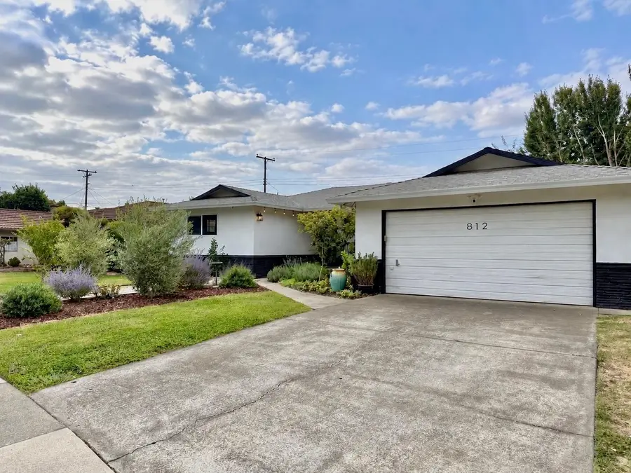 812 Skipper Circle, Sacramento, CA 95822 - #2