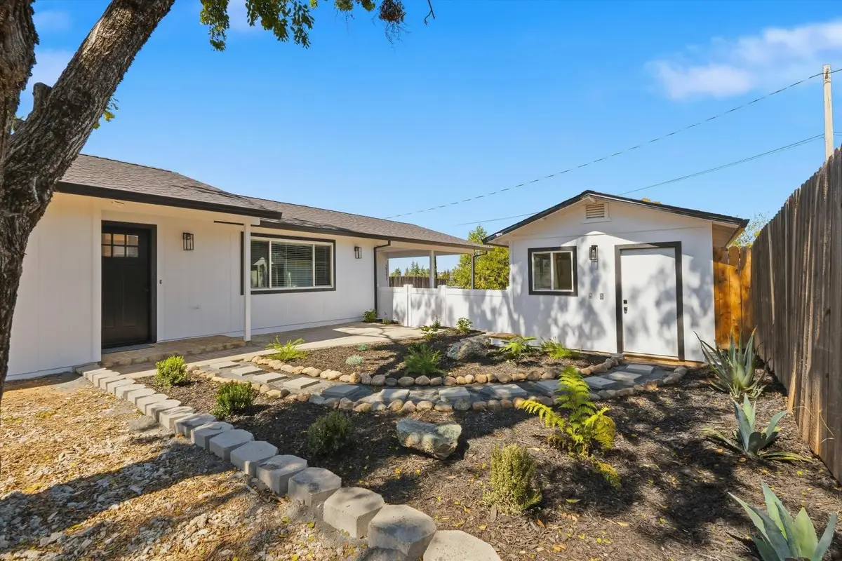 12171 Dry Creek Road, Auburn, CA 95602 - #1