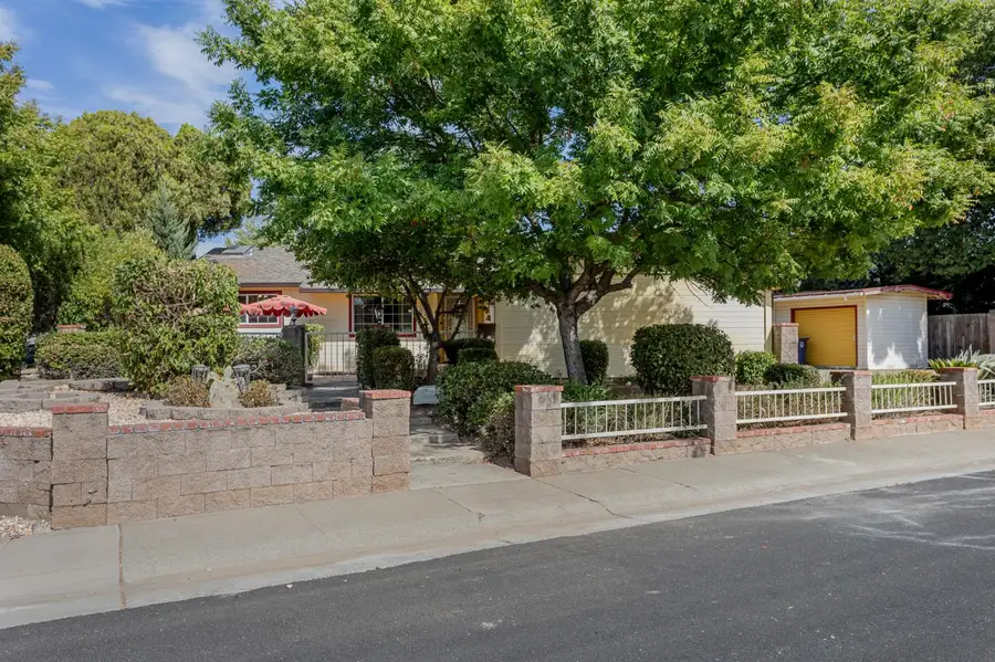 2101 Red Brook Way, Rancho Cordova, CA 95670 - #2