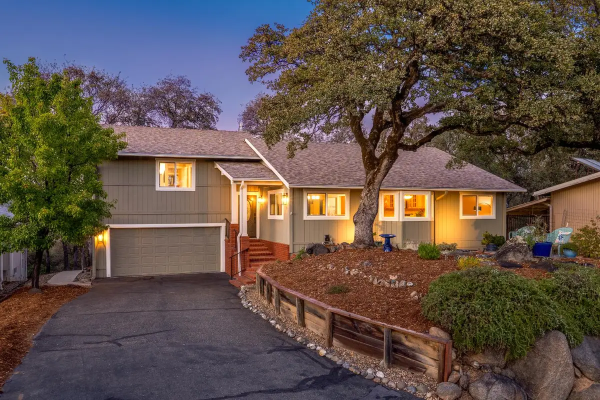 19080 Swallow Way, Penn Valley, CA 95946 - #1