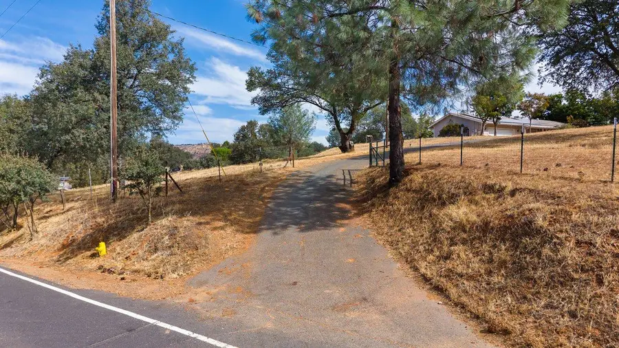 2422 Cheyenne Road, Copperopolis, CA 95228 - #2