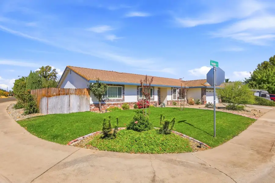 749 Avondale Court, Galt, CA 95632 - #2