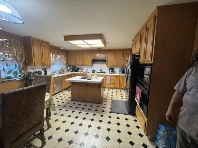 8174 Silver Leaf Way, Sacramento, CA 95829 - #3