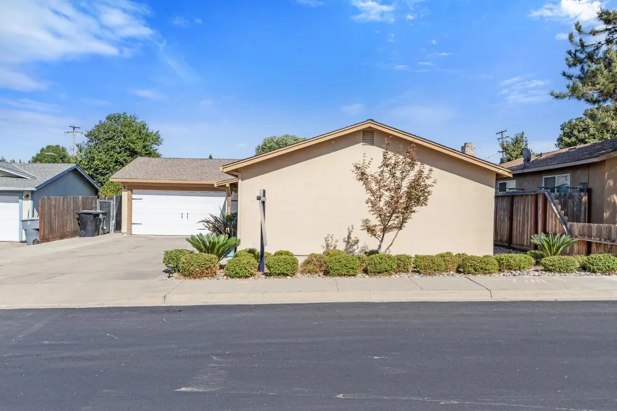 509 Linda Court, Oakdale, CA 95361 - #1
