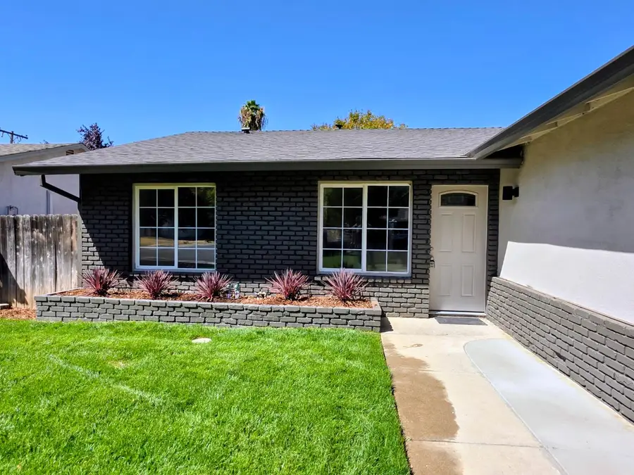 8237 Woodyard, Citrus Heights, CA 95621 - #2