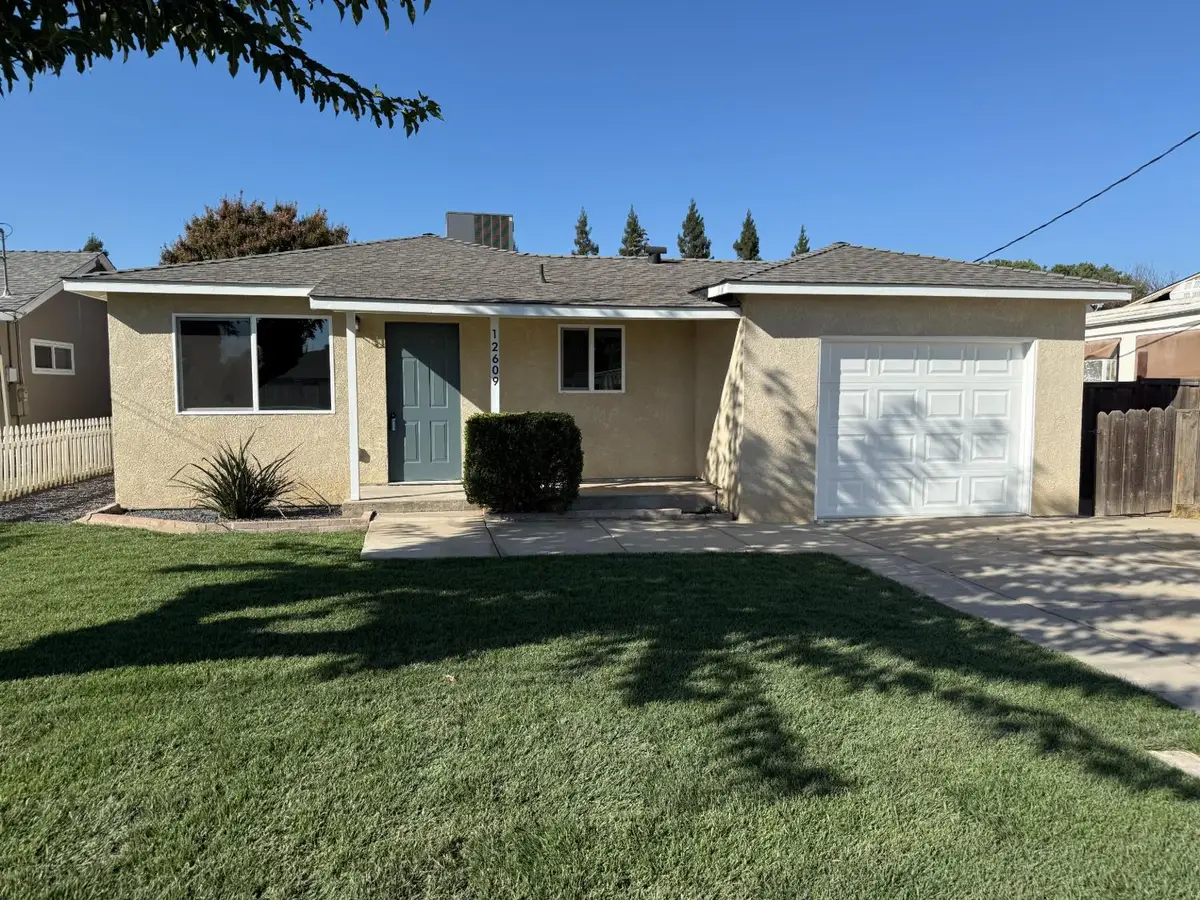 12609 La Gallina Avenue, Waterford, CA 95386 - #1