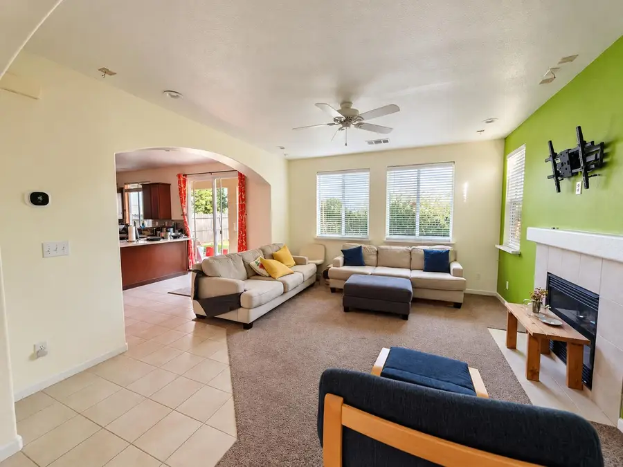 4325 Strathmore Place, Merced, CA 95348 - #3