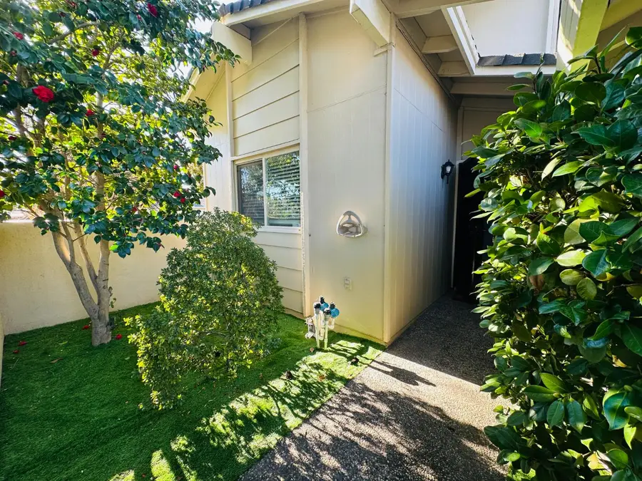 14 Miranda Court, Sacramento, CA 95822 - #3