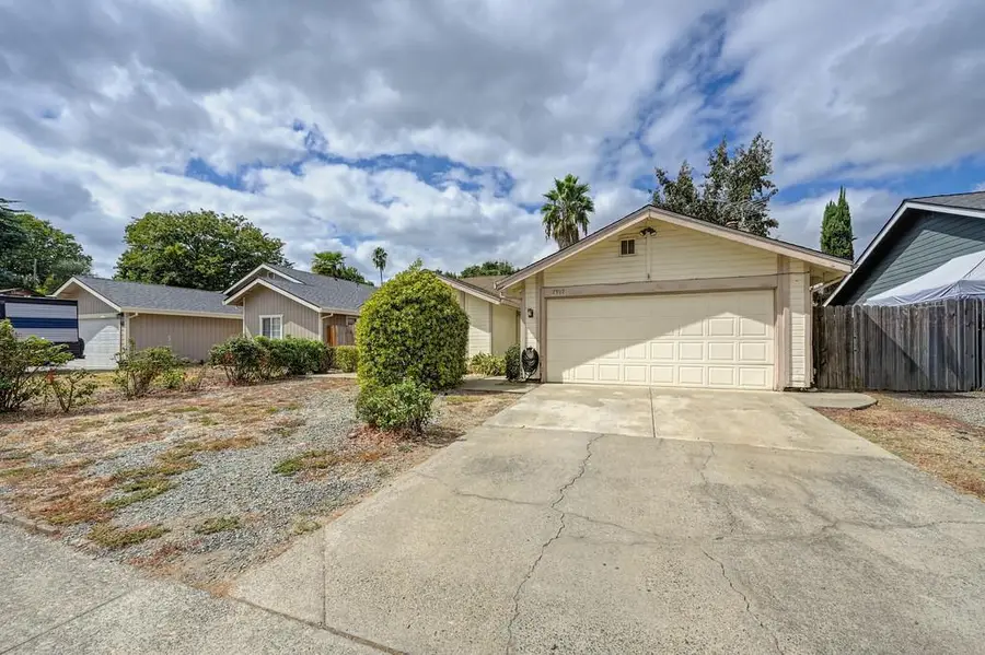 7917 Daffodil Way, Citrus Heights, CA 95610 - #2