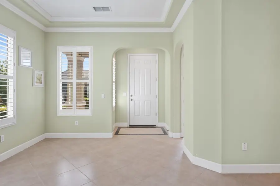 1910 Charm Way, Sacramento, CA 95835 - #3