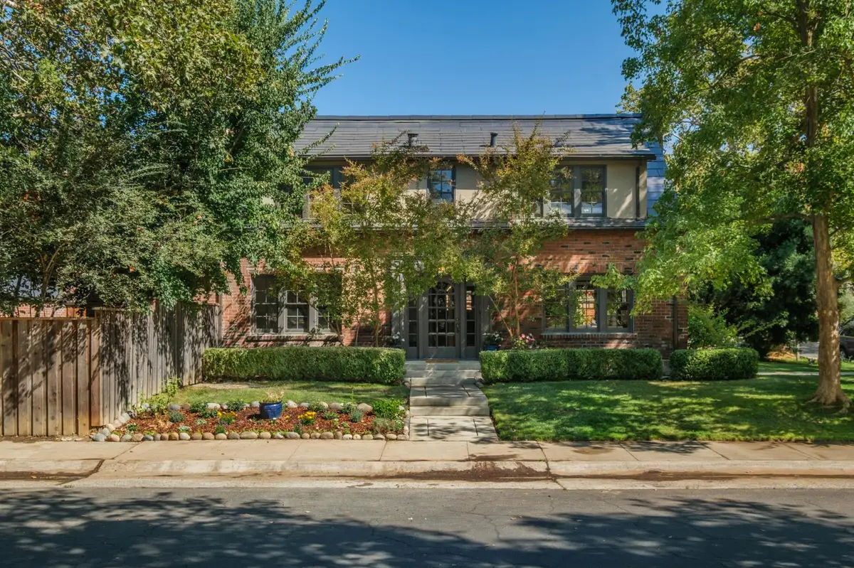 2701 3rd Avenue, Sacramento, CA 95818 - #1