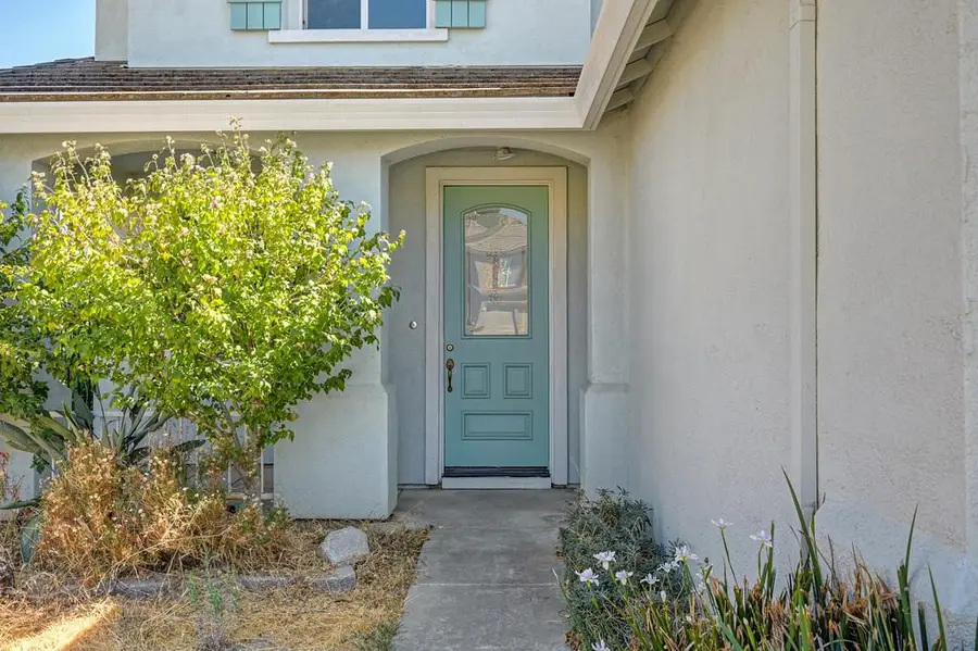 8816 Blue Marlin Court, Sacramento, CA 95828 - #2